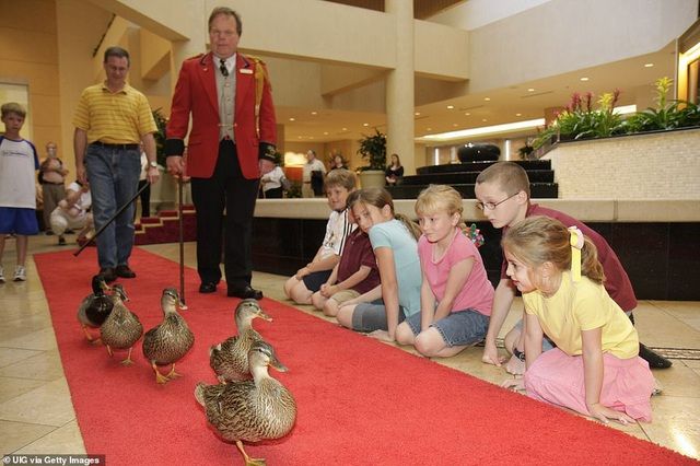 Những phong tục kỳ cục nhất thế giới nhung phong tuc ky cuc nhat the gioi