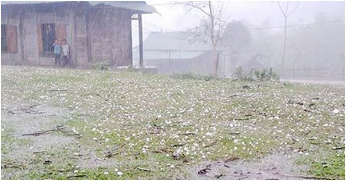 Dự báo thời tiết ngày và đêm nay (8/2): Bắc Bộ đêm và sáng trời rét và có mưa to, đề phòng mưa đá ở Tây Bắc; Nam Bộ ngày nắng, đêm mưa dông