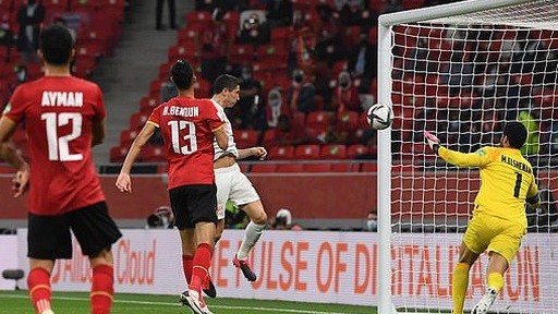 Lewandowski lập cú đúp, Bayern Munich vào chung kết FIFA Club World Cup