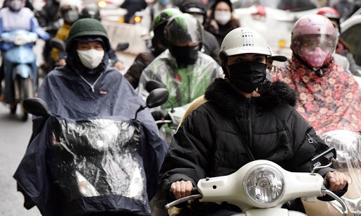 Dự báo thời tiết đêm nay và ngày mai (9-10/2): Cả nước đêm mưa rào vài nơi; Đông Bắc Bộ, Bắc Trung Bộ trời rét, mưa to cục bộ, khả năng xảy ra mưa đá