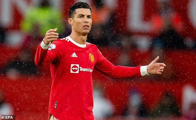 Cập nhật chuyển nhượng cầu thủ: Cập nhật chuyển nhượng cầu thủ: