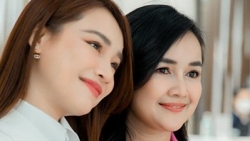 Nhã Phương tươi tắn ở Hà Nội, chu toàn công việc và gia đình