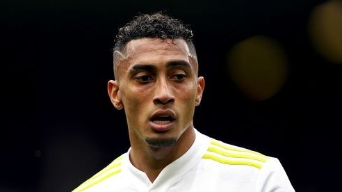 Chuyển nhượng cầu thủ Ngoại hạng Anh: Chelsea liên hệ Eder Militao; MU tiếp cận Raphinha; Conte kéo De Vrij về Tottenham