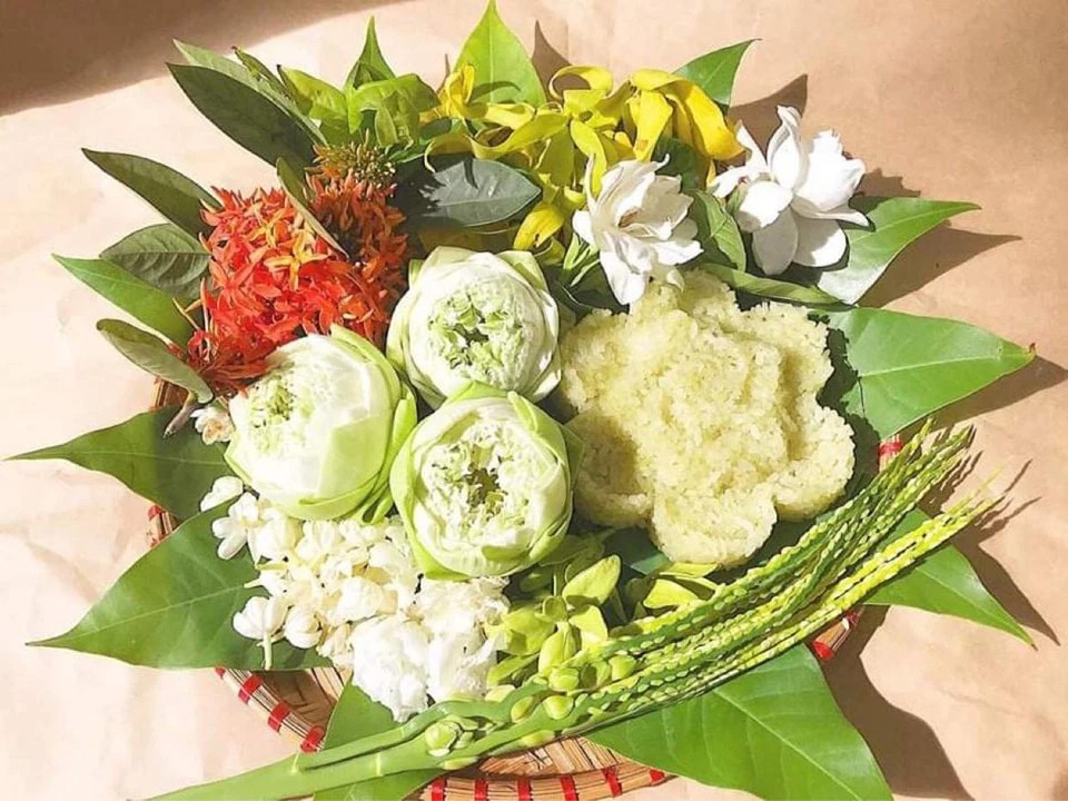 Văn khấn mùng 1, ngày rằm hàng tháng ngắn gọn, dễ nhớ chuẩn nhất Văn khấn mùng 1, ngày rằm hàng tháng ngắn gọn, dễ nhớ chuẩn nhất