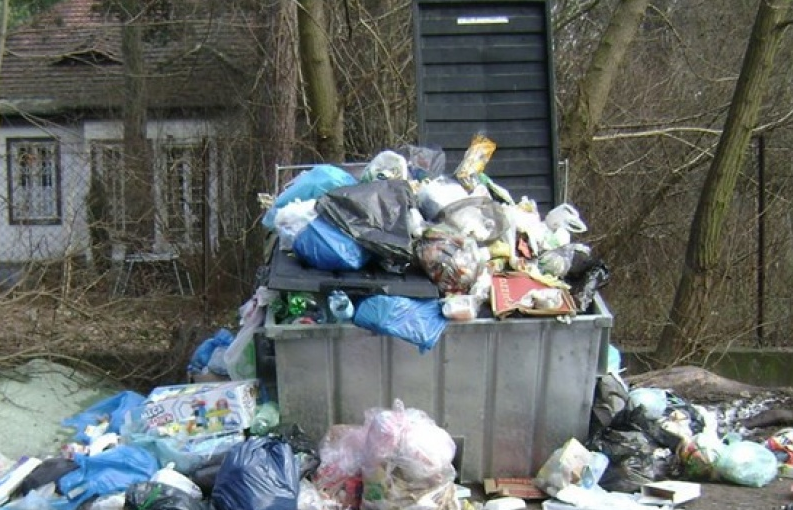 Giám sát việc xả rác, vật liệu nguy hiểm bằng hệ thống GPS