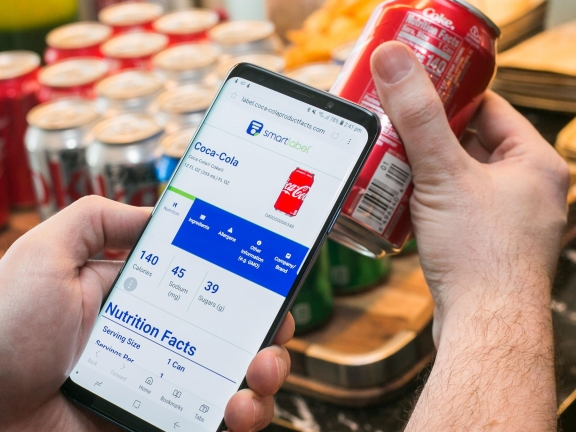 Điện thoại có thể đo huyết áp, đoán lượng calorie nhờ ảnh đồ ăn