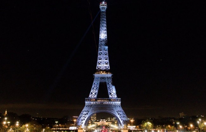Pháp thắp sáng tháp Eiffel với thông điệp tôn vinh nữ quyền