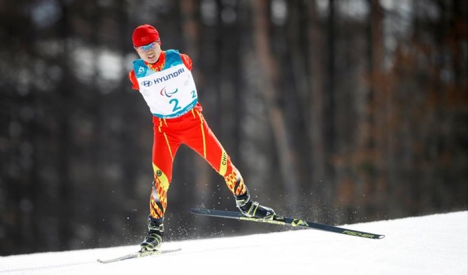 Khoảnh khắc tuyệt đẹp của các VĐV tại Paralympic PyeongChang khoanh khac tuyet dep cua cac vdv tai paralympic pyeongchang