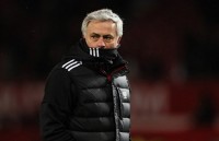 Mourinho dễ bay ghế, De Gea bỏ MU theo Real Madrid