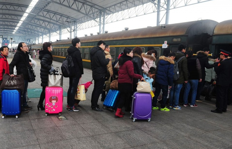 Trung Quốc: Chấm "điểm công dân online" hàng chục triệu người bị liệt vào "danh sách đen"