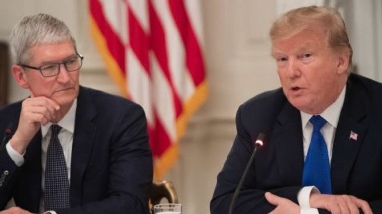 CEO Apple đổi tên sau khi Tổng thống Mỹ gọi nhầm