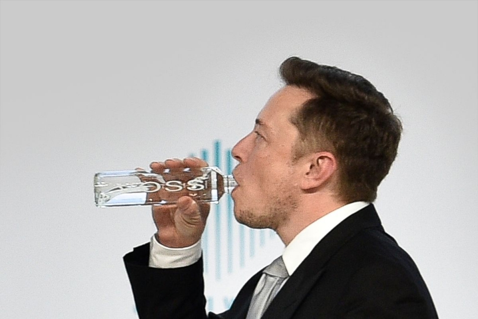 che do an uong lap di den kho tin cua cac ty phu cong nghe