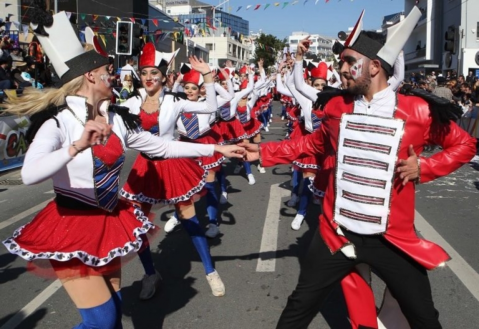 Lễ hội Carnival lớn nhất CH. Cyprus hút khách du lịch ch cyprus tung bung le hoi carnival