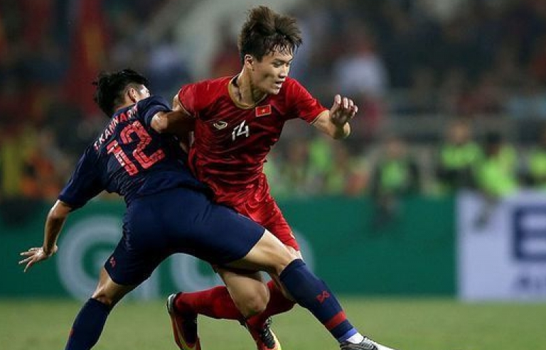 Chiến thắng lịch sử và vị thế thay đổi giữa bóng đá Việt Nam với Thái Lan