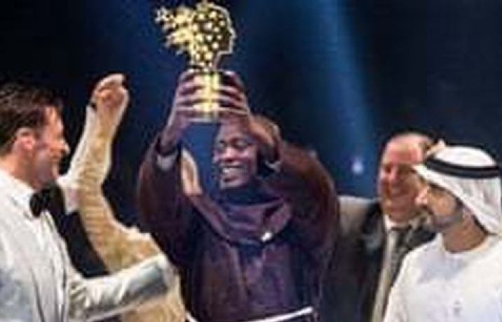 Thầy giáo Kenya - Từ ngôi làng nghèo hẻo lánh đến giải thưởng triệu USD