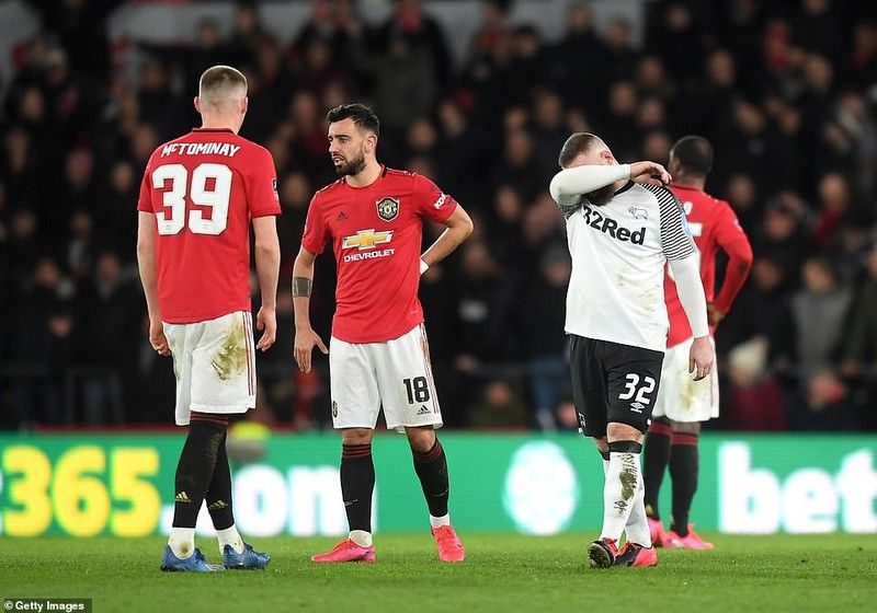 toan canh derby 0 3 man utd rooney them mot lan dau khi gap lai quy do