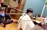 ky la loai cua khong lo co the leo cay chuyen san moi chuot va chim