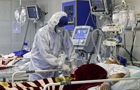 Iran: Thiệt mạng vì tin chuyện 'uống rượu để chống Covid-19'