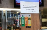 Dịch Covid-19: Nhà hàng chấp nhận thanh toán bằng giấy vệ sinh