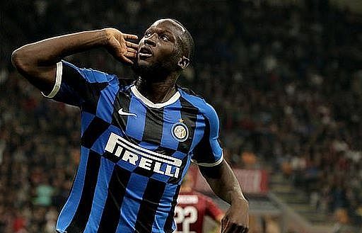 Dịch Covid-19: Lukaku muốn phát điên khi phải cách ly dài ngày tại nhà