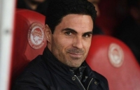 ong chu arsenal van hai ra tien trong mua dich covid 19