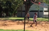 ronaldinho gioi hon ca messi