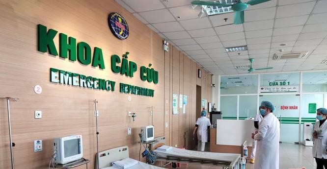 Sáng 8/3: 100 cán bộ, nhân viên y tế Bệnh viện Bệnh Nhiệt đới Trung ương tiêm vaccine Covid-19 Sáng 8/3: 100 cán bộ, nhân viên y tế Bệnh viện Bệnh Nhiệt đới Trung ương tiêm vaccine Covid-19