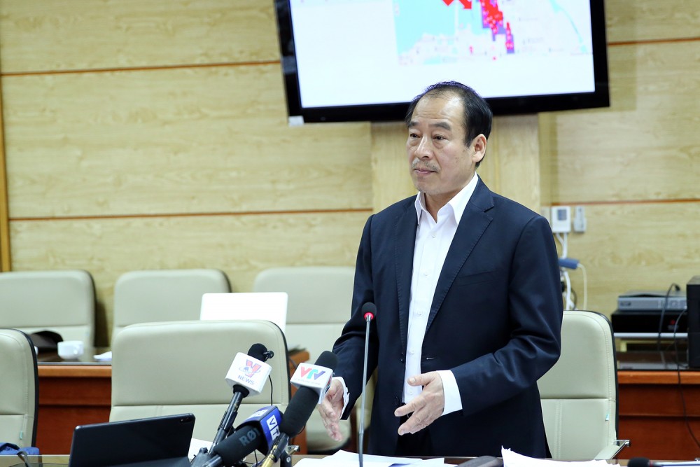 Chuyên gia lý giải việc có "hộ chiếu vaccine" Covid-19 vẫn phải tuân thủ cách ly Chuyên gia lý giải việc có "hộ chiếu vaccine" Covid-19 vẫn phải tuân thủ cách ly