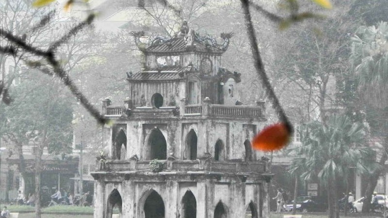 Dự báo thời tiết đêm nay và ngày mai (12-13/3): Đông Bắc Bộ mưa nhỏ, sương mù, trưa chiều nắng; Đông Nam Bộ nắng nóng, 35-37 độ