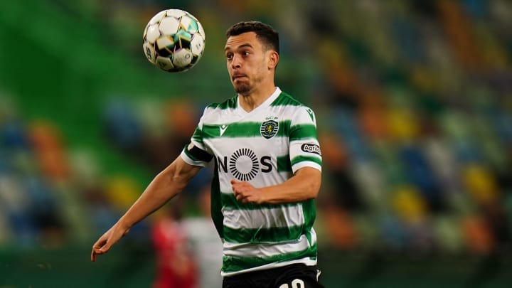 MU quyết tâm chiêu mộ 'Bruno Fernandes mới'; để có tiền chiêu mộ Erling Haaland, Barca tính bán 5 ngôi sao