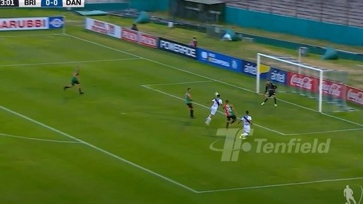 Tài năng trẻ Uruguay vượt kỷ lục của Pele là cầu thủ lập hat-trick trẻ nhất trong lịch sử bóng đá thế giới