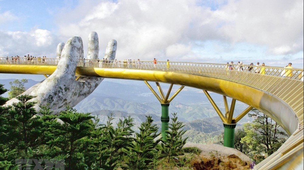 Báo Anh chọn cầu Vàng Đà Nẵng vào danh sách kỳ quan thế giới mới