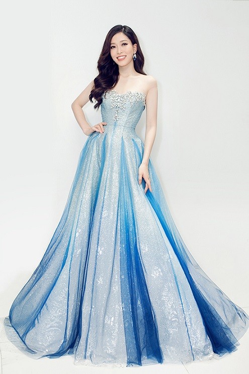 Á hậu Phương Nga trưởng thành hơn sau 3 năm đăng quang