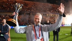 Đối mặt các lệnh trừng phạt, tỷ phú Nga tính bán CLB Chelsea trong tuần này