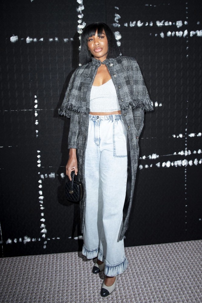 Paris Fashion Week: Jennie Blackpink dự show Chanel