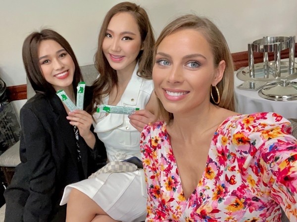 Hoa hậu Đỗ Thị Hà kể chuyện đi cấy ở Miss World 2021 Hoa hậu Đỗ Thị Hà kể chuyện đi cấy ở Miss World 2021