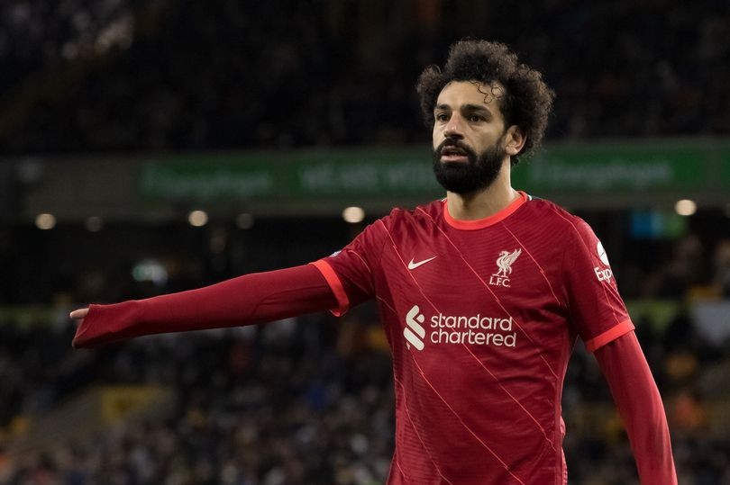 Chuyển nhượng cầu thủ: Barca mua Salah, Messi khó trở về;