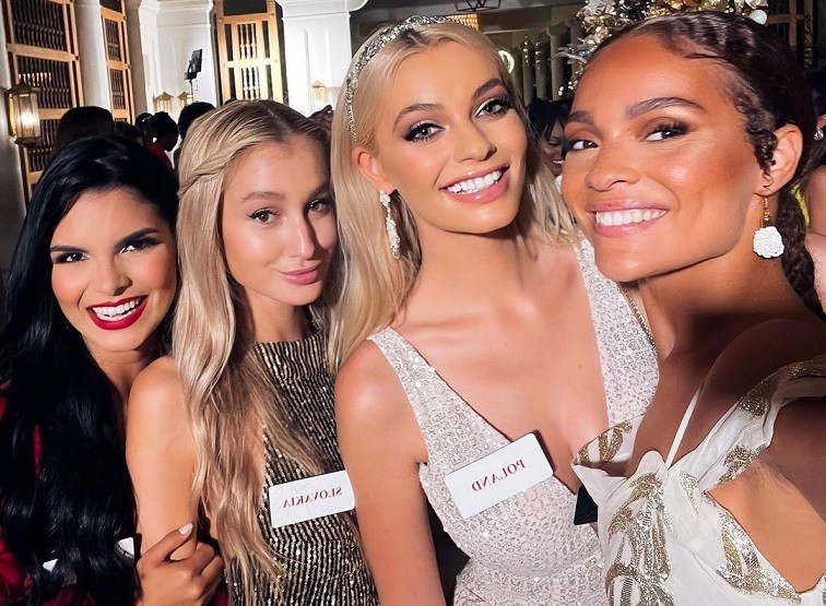 Vẻ đẹp ngọt ngào của tân Hoa hậu Thế giới 2021