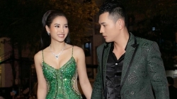 Thời trang sánh đôi sang trọng của Phương Trinh Jolie và bạn trai