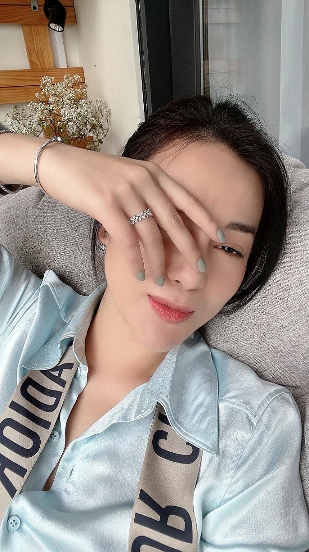 Phương Oanh 'siết cân' về dáng chuẩn sau 'Hương vị tình thân'