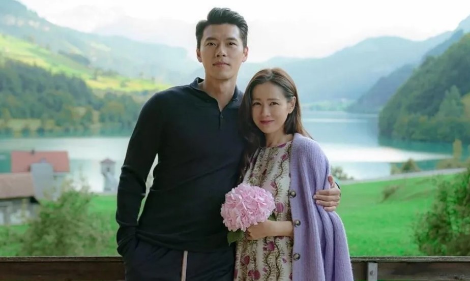 Son Ye Jin và Hyun Bin sẽ về chung một nhà vào ngày 31/3 tới. Son Ye Jin và Hyun Bin sẽ về chung một nhà vào ngày 31/3 tới.