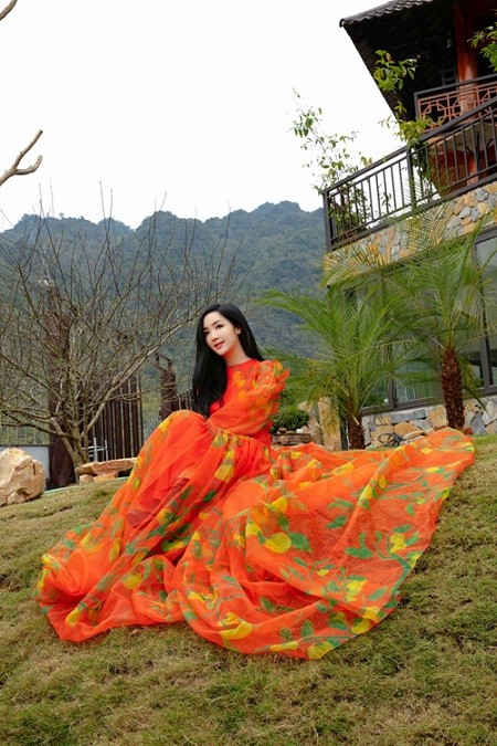 Thời trang đi du lịch trong nước của Hoa hậu Giáng My