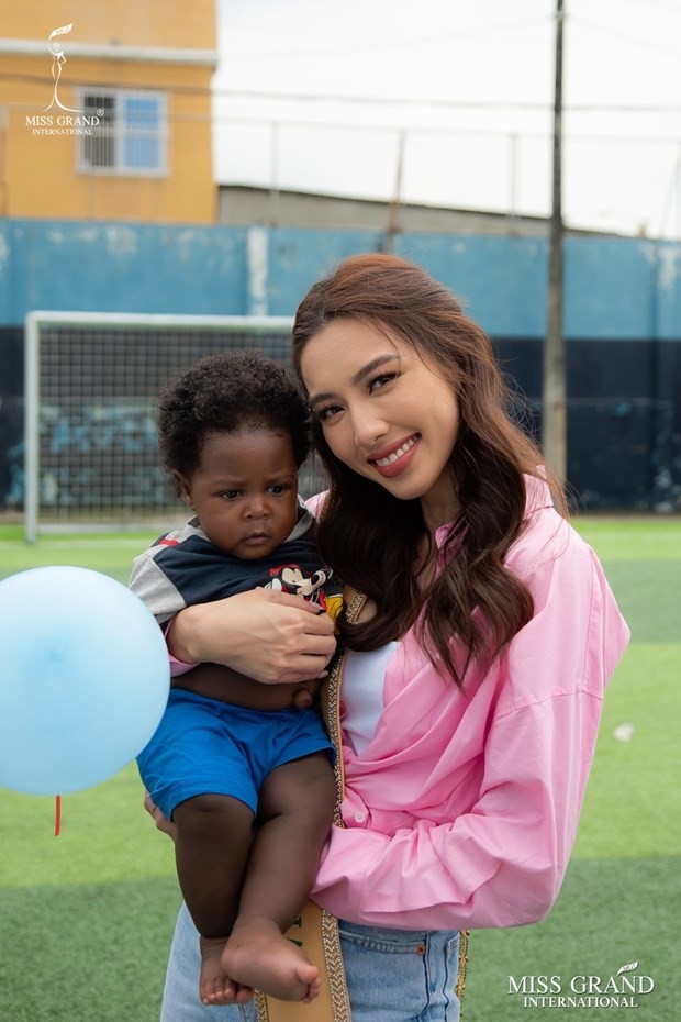 Tân Miss Grand International - Hoa hậu Thùy Tiên thân thiện tại Nam Mỹ Tân Miss Grand International - Hoa hậu Thùy Tiên thân thiện tại Nam Mỹ