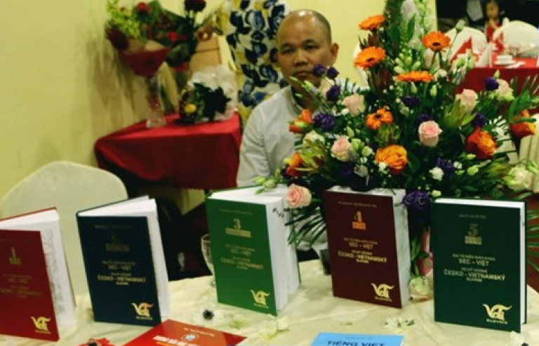 Czech: Ra mắt Tập 5 Đại từ điển giáo khoa Czech - Việt