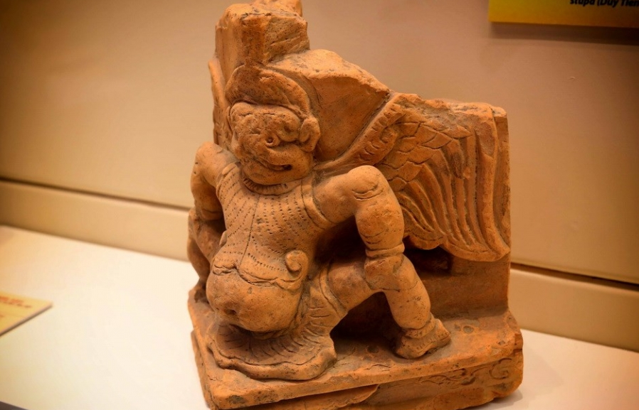 Trở về quá khứ hàng nghìn năm với các báu vật khảo cổ học Việt Nam