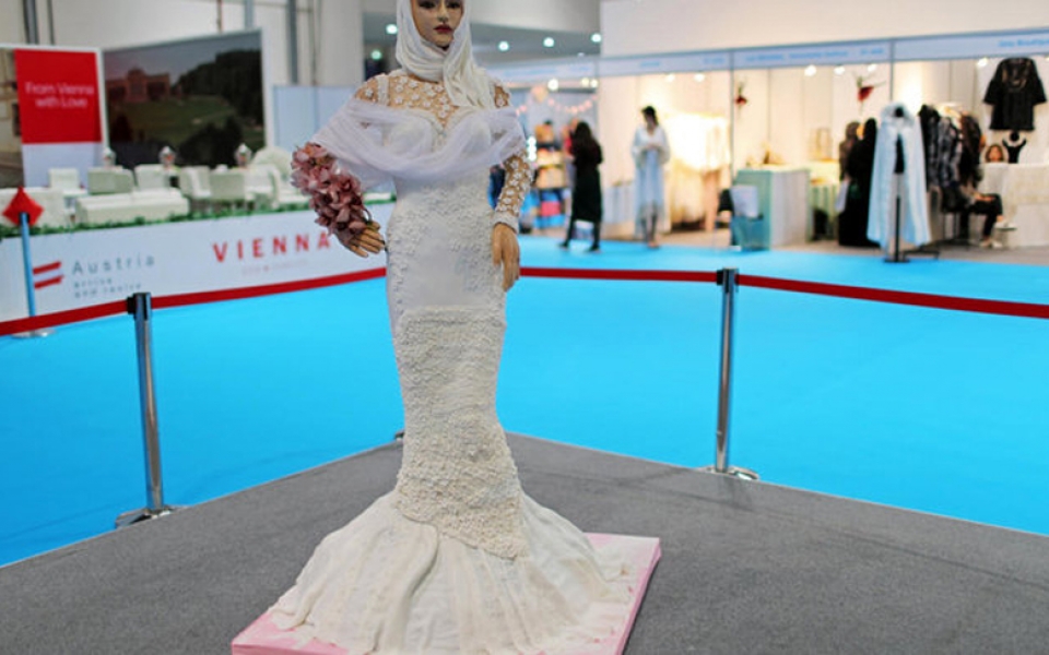 Chiếc bánh cưới triệu USD ở Dubai có gì đặc biệt? chiec banh cuoi trieu usd o dubai co gi dac biet