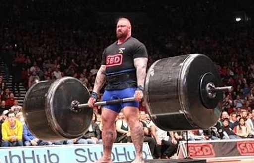 “Người đàn ông khỏe nhất châu Âu” chia sẻ cách duy trì sức lực và cơ bắp