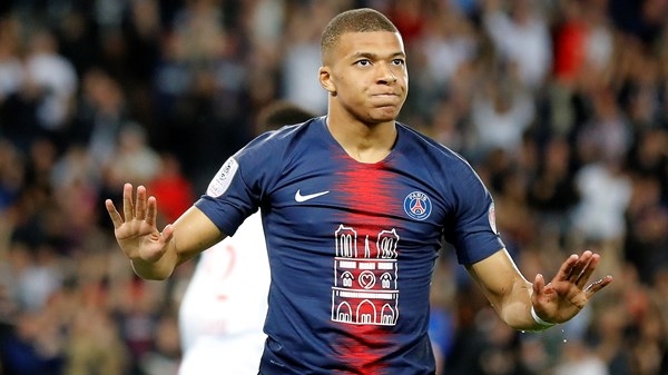 Mbappe tỏa sáng, “gã nhà giàu” PSG vô địch Ligue 1 lần thứ 8 trong lịch sử mbappe lap hat trick psg chinh thuc vo dich ligue 1
