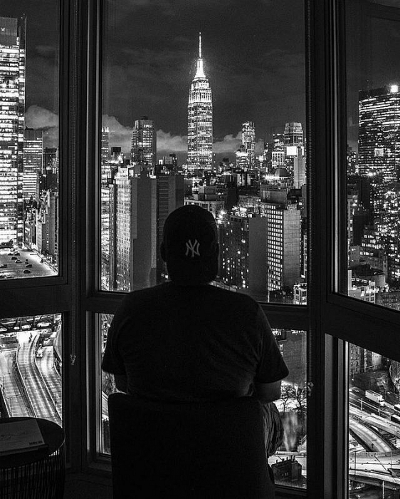 dich covid 19 du lich qua khung cua so