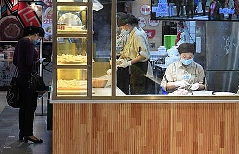 Nhiễm Covid-19 vẫn lén bán hàng, chủ quán bị phạt 10 tháng tù